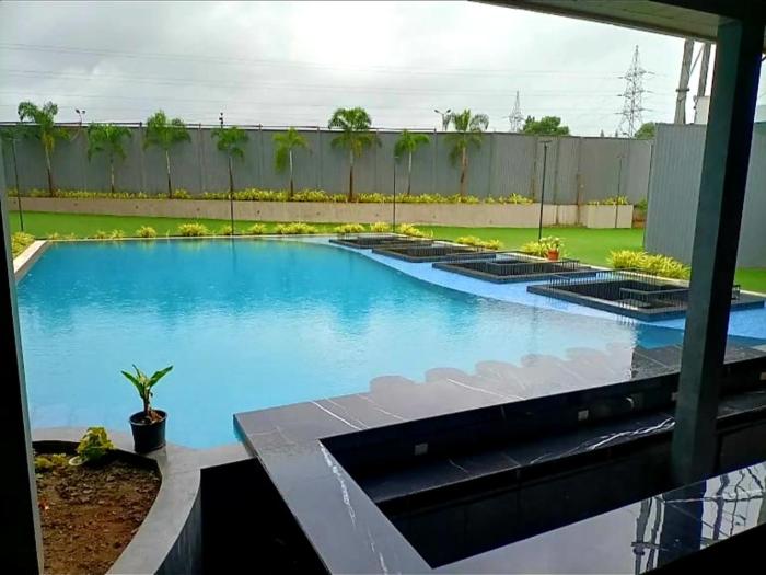 the democracy hotel and resort