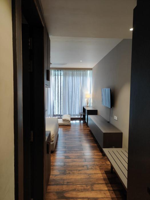 the democracy hotel and resort