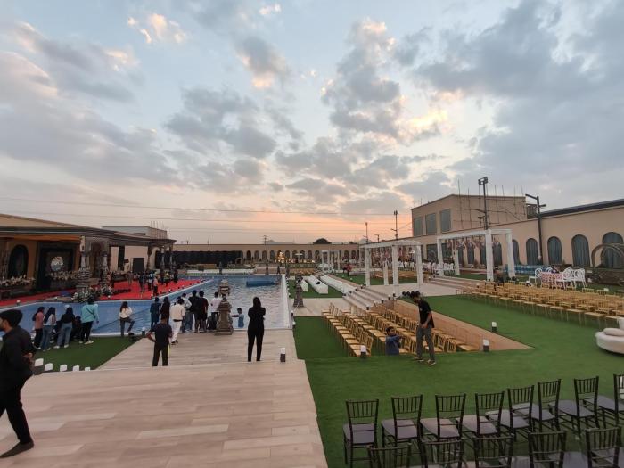 the democracy hotel and resort