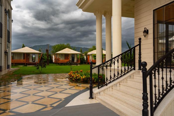 la nature hotels and resorts