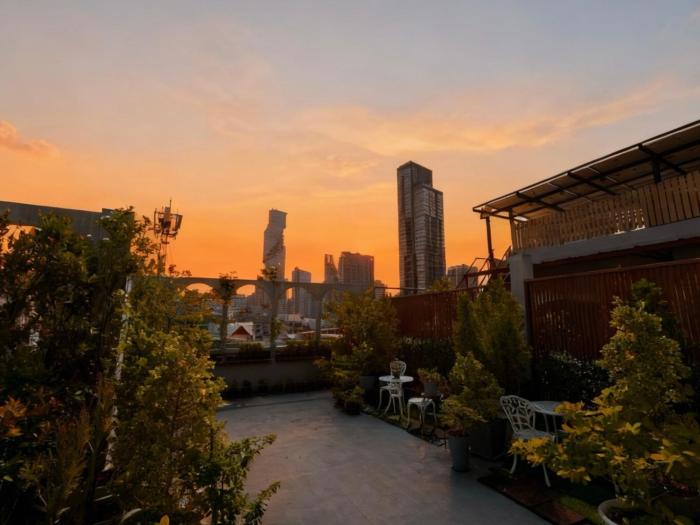 so zen hotel silom bangkok