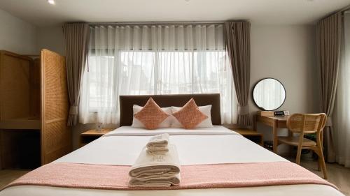 so zen hotel silom bangkok