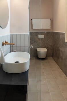 Mila Boutique Hotel,,3 star