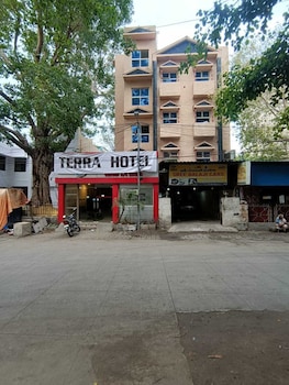 terra hotels t nagar