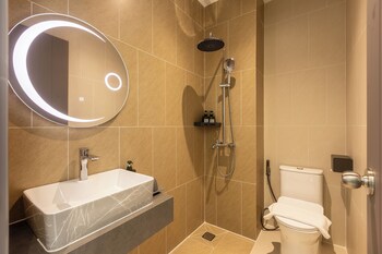 vluna hotel managed by thm