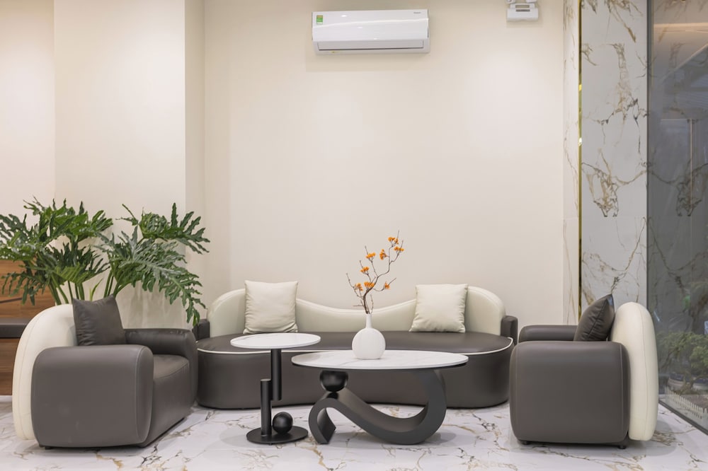 vluna hotel managed by thm