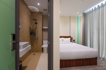 vluna hotel managed by thm