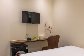 vluna hotel managed by thm