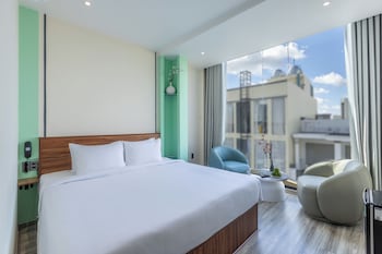 vluna hotel managed by thm
