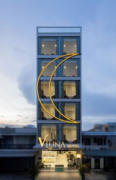 vluna hotel managed by thm