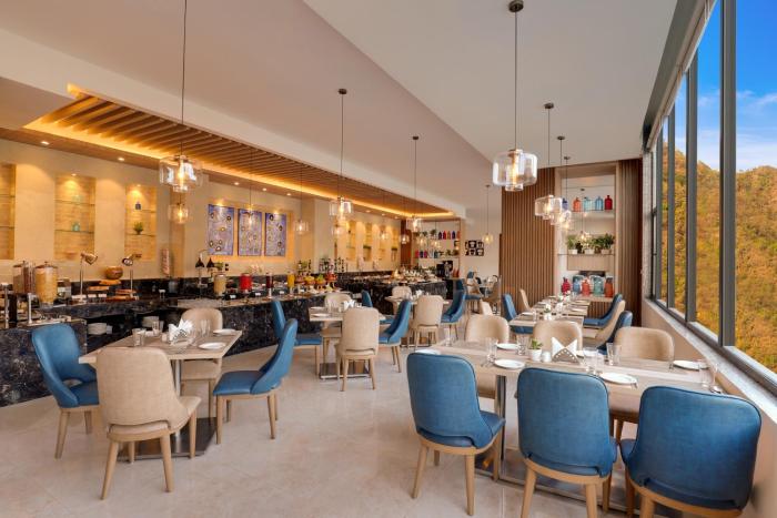 lemon tree hotel rishikesh