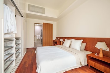 wutong hotel apartment baoan center