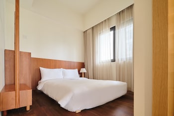 wutong hotel apartment baoan center