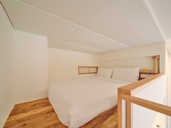 wutong hotel apartment baoan center