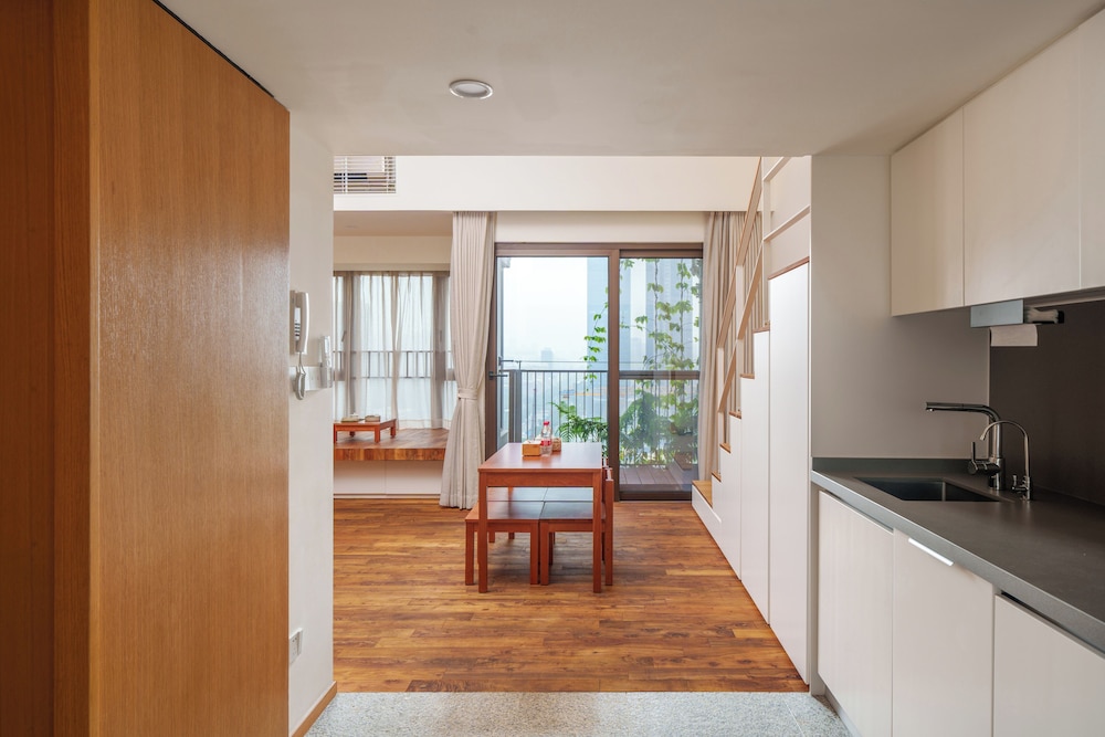 wutong hotel apartment baoan center