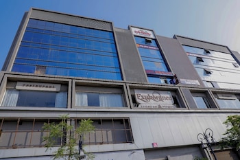 hotel moon light isanpur ahmedabad