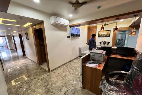 hotel moon light isanpur ahmedabad