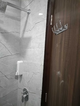 hotel sunrise ecostay