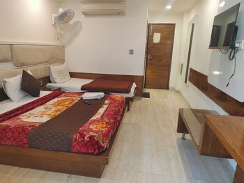 hotel le cashew by a1rooms