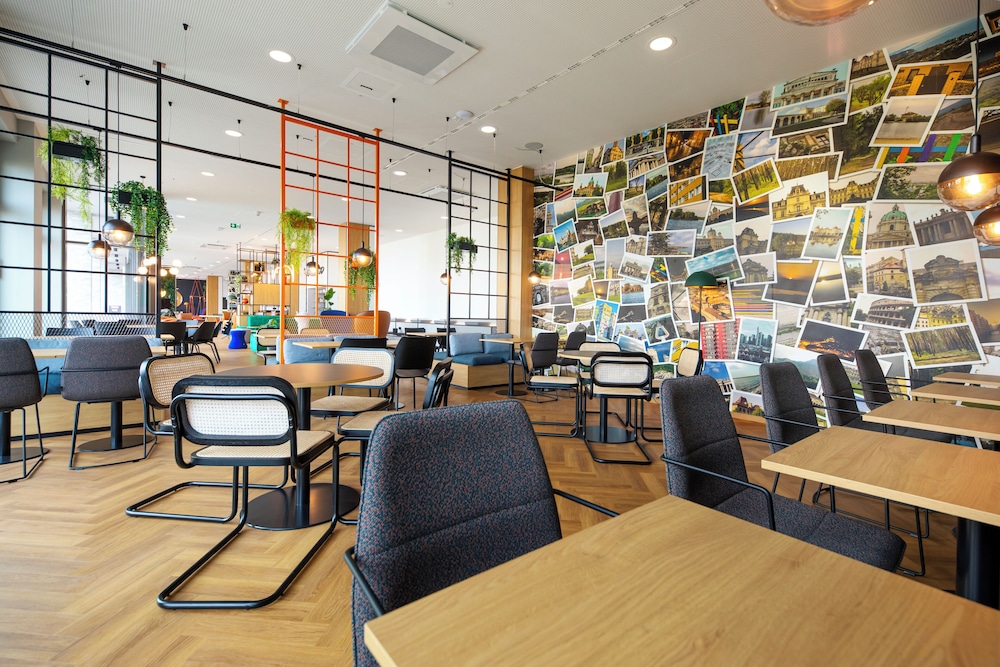 loginn hotel koln airport