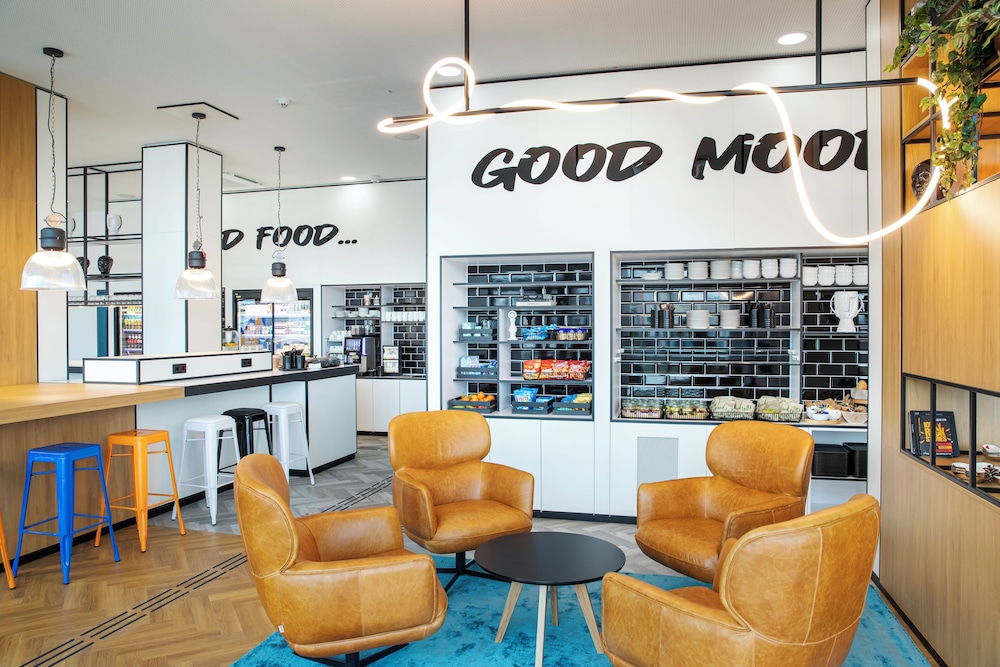 loginn hotel koln airport