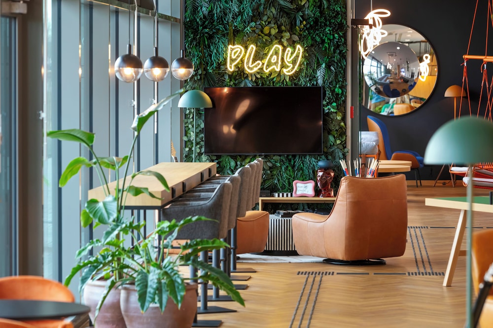 loginn hotel koln airport