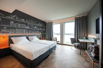 loginn hotel koln airport