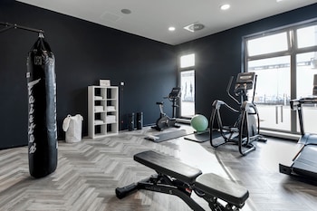 loginn hotel koln airport