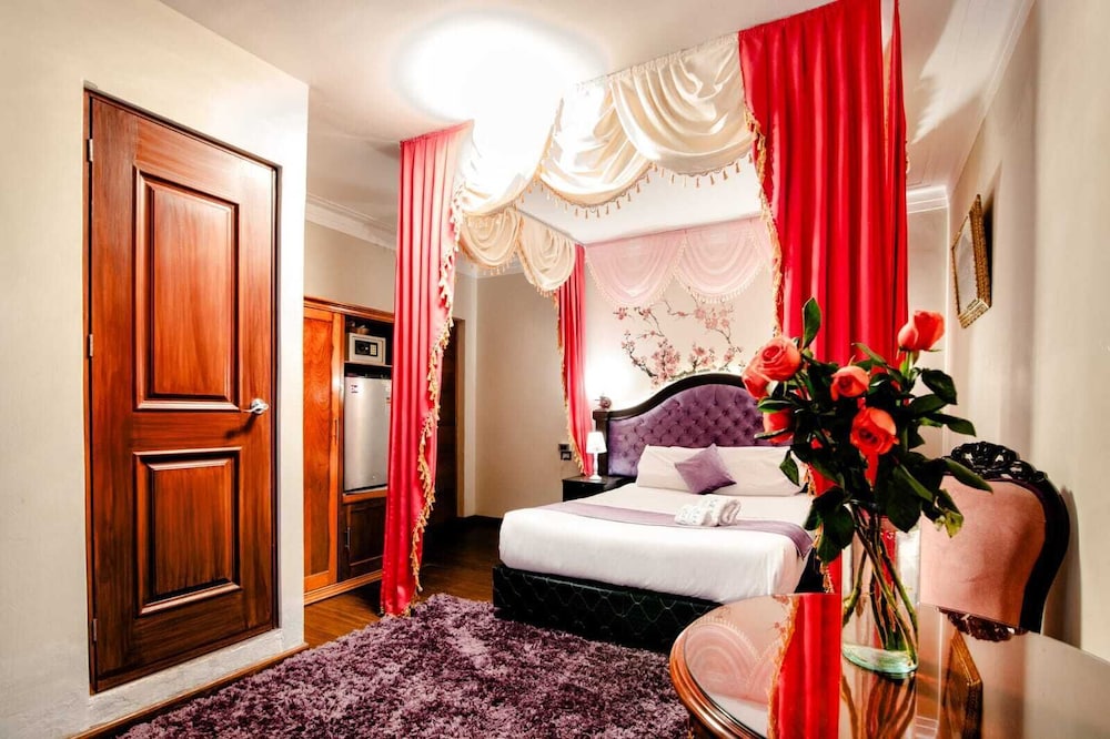 g hotels collect