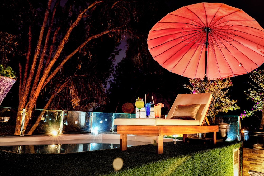 g hotels collect