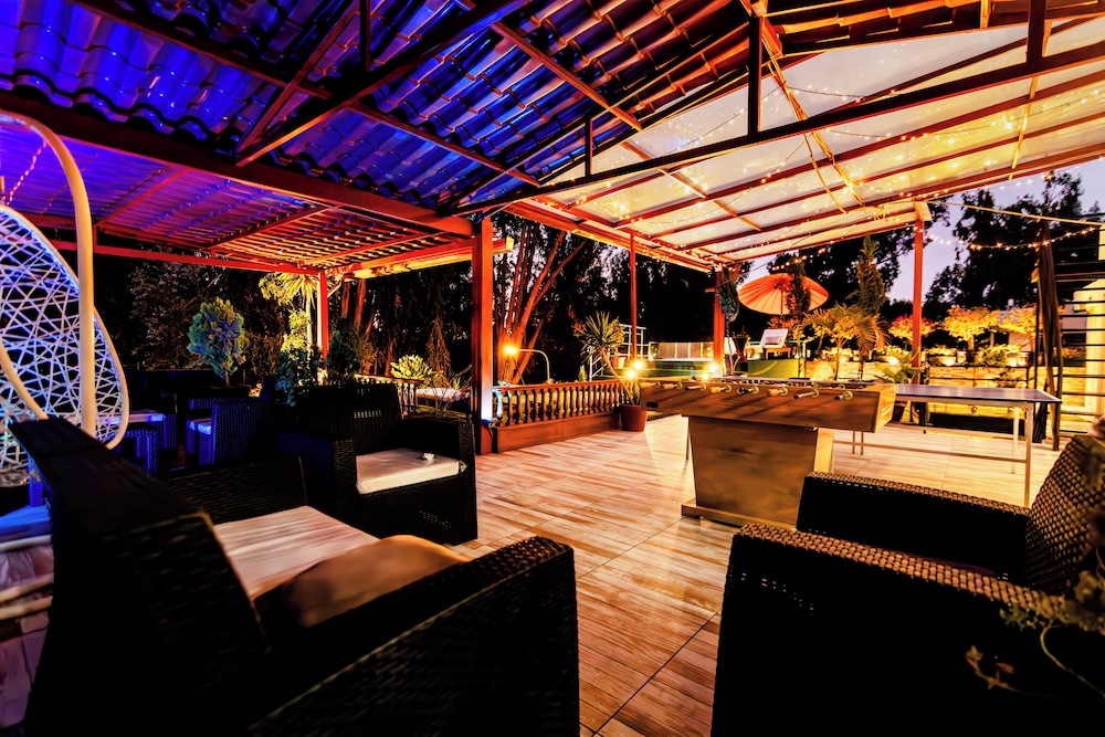 g hotels collect