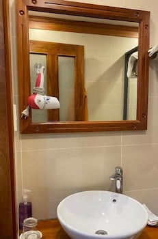 pandora hotel ct by bay luxury