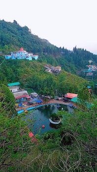 hotel the pine villa mussoorie