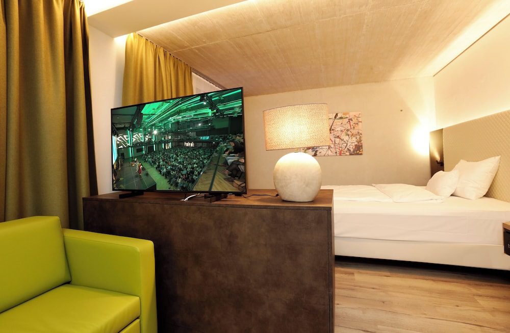 hotel im zentrum fur visionen