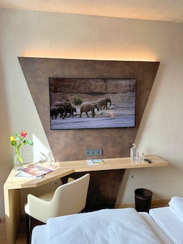 hotel im zentrum fur visionen