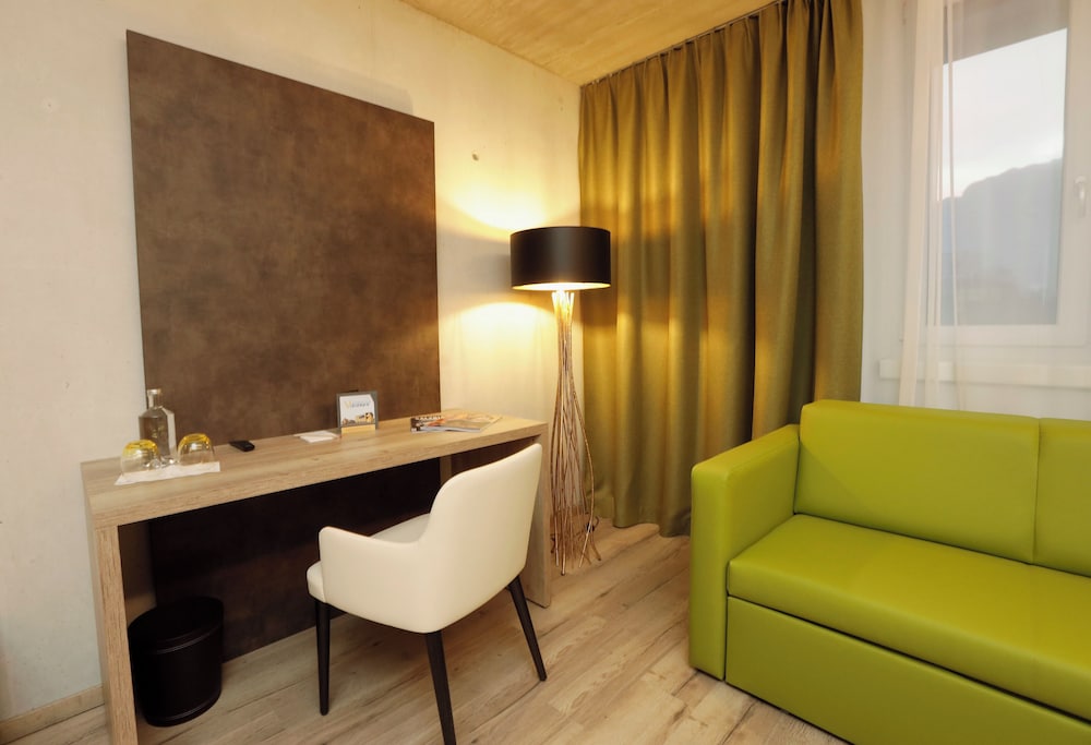 hotel im zentrum fur visionen