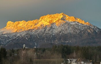 hotel im zentrum fur visionen
