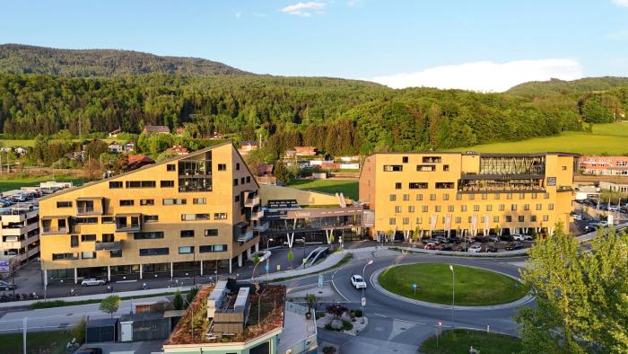 hotel im zentrum fur visionen