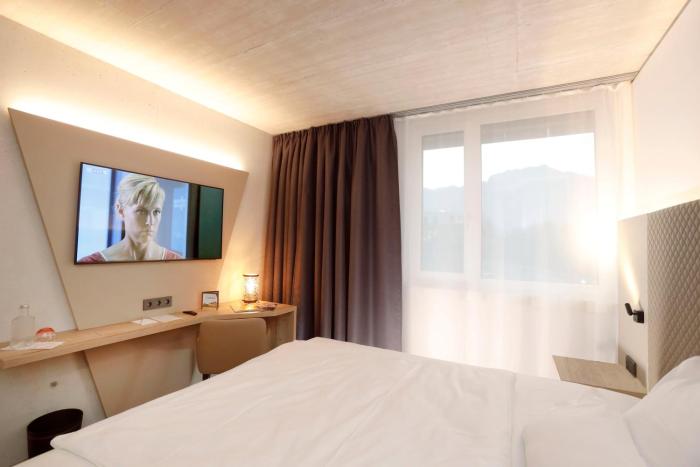 hotel im zentrum fur visionen
