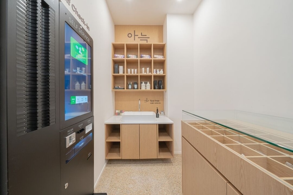 aank hotel cheonan station