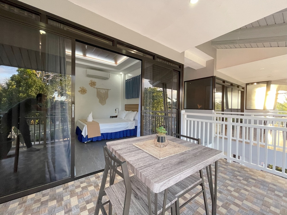 noahs ark hotel powered by cocotel