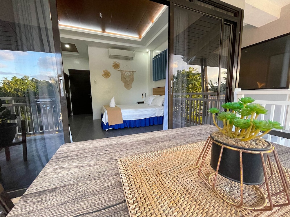 noahs ark hotel powered by cocotel