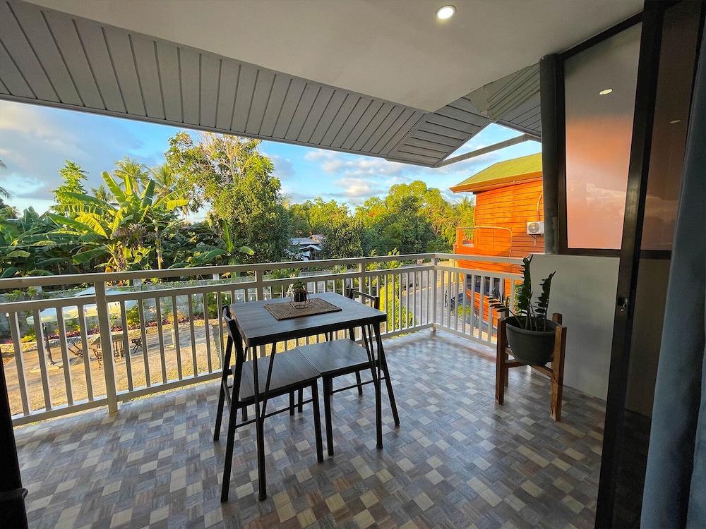 noahs ark hotel powered by cocotel