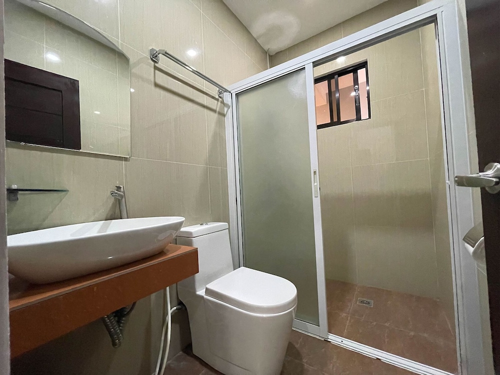 noahs ark hotel powered by cocotel