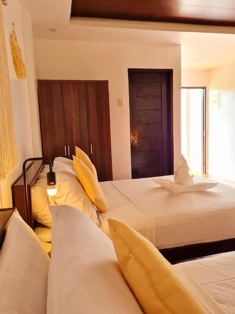 noahs ark hotel powered by cocotel