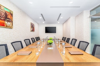 central inn hotel and suites al sadd doha qatar