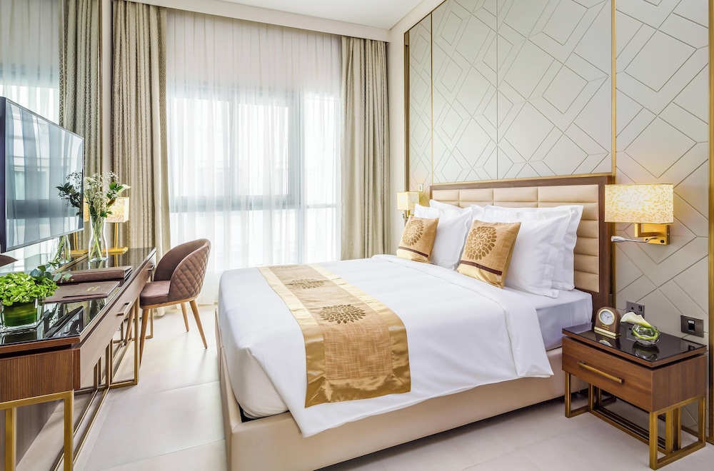 central inn hotel and suites al sadd doha qatar