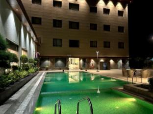 crown park luxury hotel