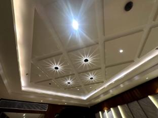 crown park luxury hotel