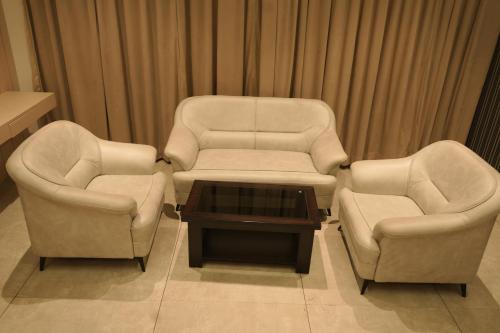 crown park luxury hotel